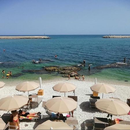 Вилла Tre Metri Sopra Il Mare Бишелье Экстерьер фото
